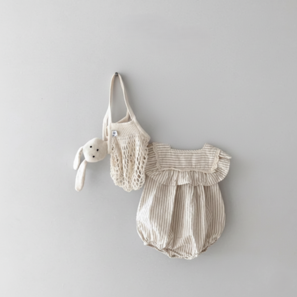 Romper Listrato Vintage com Rendas – Piccoli Tesori